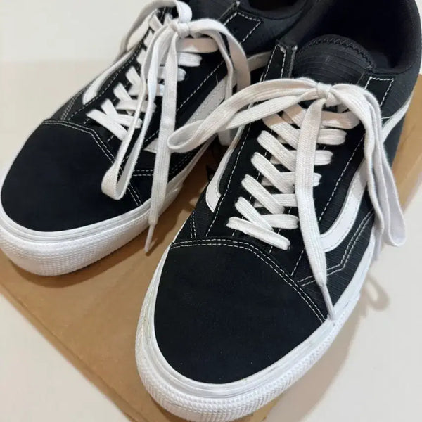 [BUNJANG] Vans Old Skool GORE-TEX Waterproof Sneakers Black / [290]반스 올드스쿨 고어텍스(3회착)