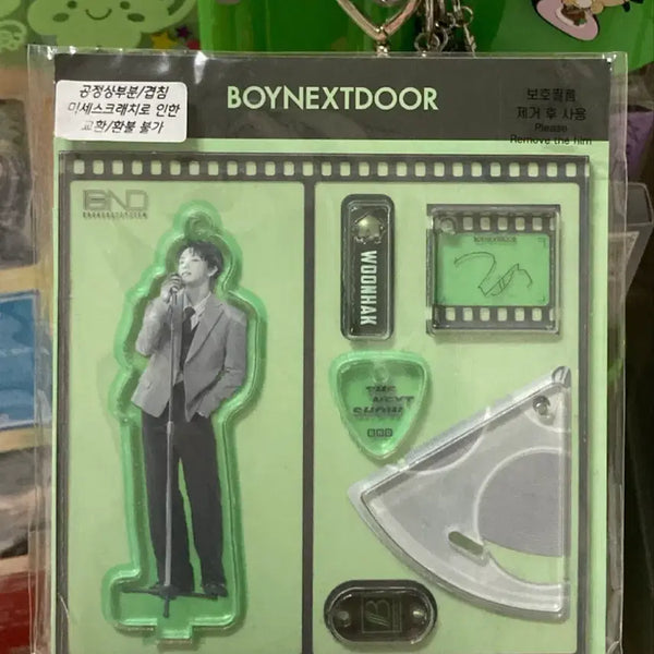 [BUNJANG] BOYNEXTDOOR 2025 Season's Greetings Pop-up Acrylic Standee - Yunhak / 보넥도 2025시그 팝업 아크릴 스탠드 운학