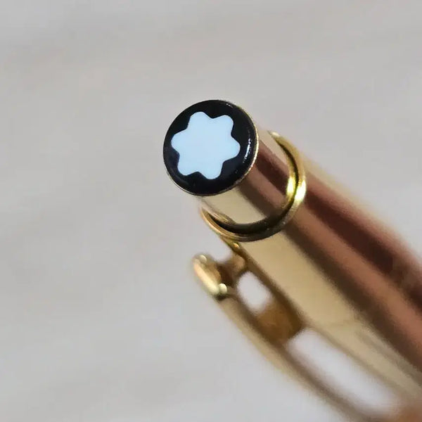 [BUNJANG] Montblanc Authentic Gold-Plated Ballpoint Pen with 2 Refills / 몽블랑 정품 금도금 볼펜 볼펜심 2개 포함