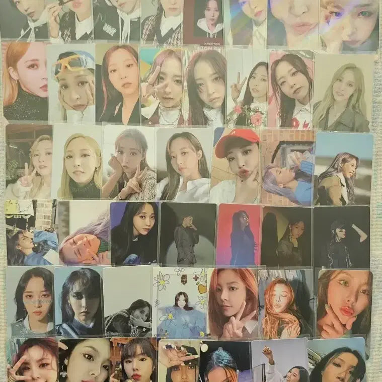 [BUNJANG] Mamamoo Bundle Set Photocards POB Birthday Goods Album Kit / 마마무 포토카드 일괄 미공포 특전 생일굿즈 앨범 키트 굿즈 양도