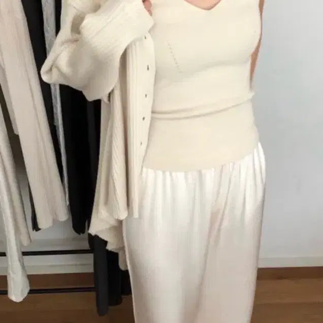 [BUNJANG] Founders Halterneck Knit / 파운더스 founders 홀터넥 니트