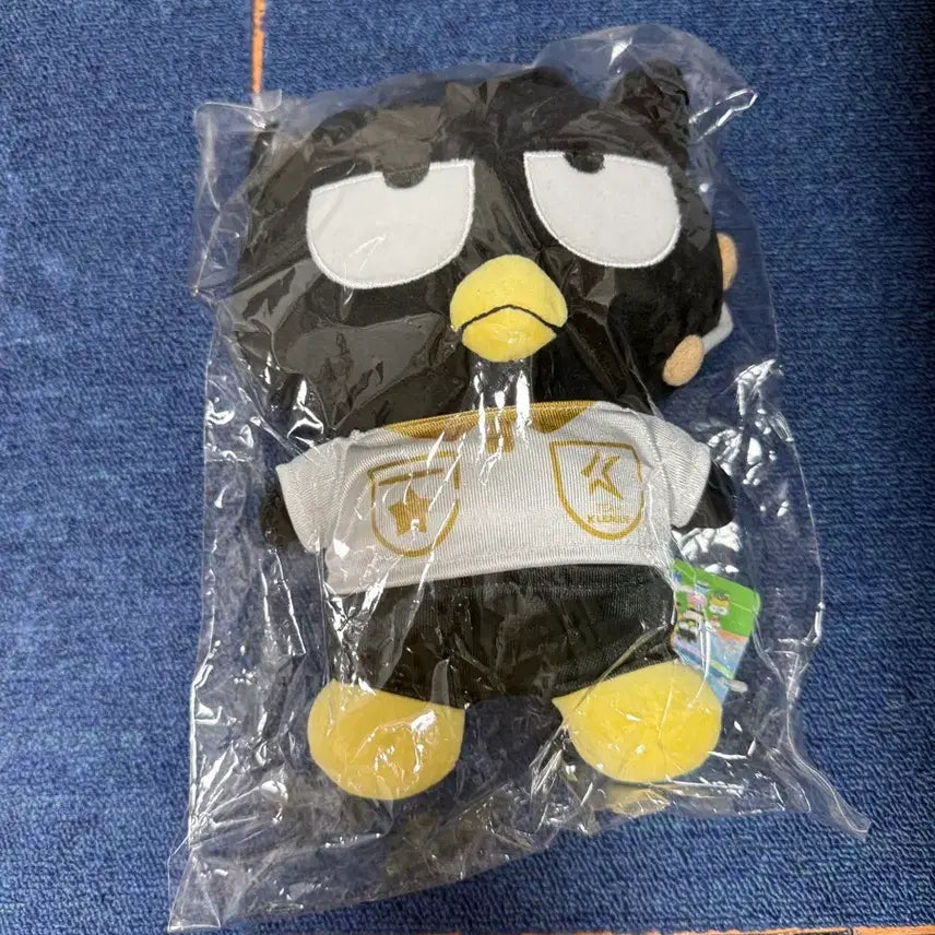 [BUNJANG] Sanrio Badtz-Maru K League All-Star Referee Plush / 산리오 배츠마루 K리그 올스타 심판 인형