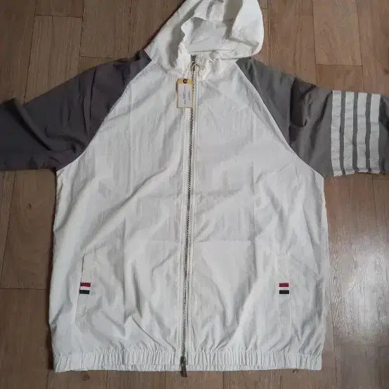 [BUNJANG] Thom Browne Windbreaker Jacket / 톰브라운 바람막이 급처