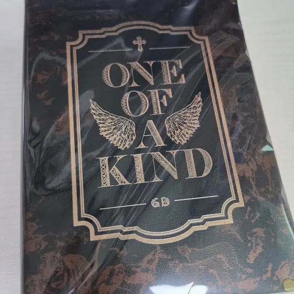 [BUNJANG] G-Dragon One Of A Kind Bronze Photocard / 지드래곤 One Of A Kind 원옵카 원오브카인드 브론즈
