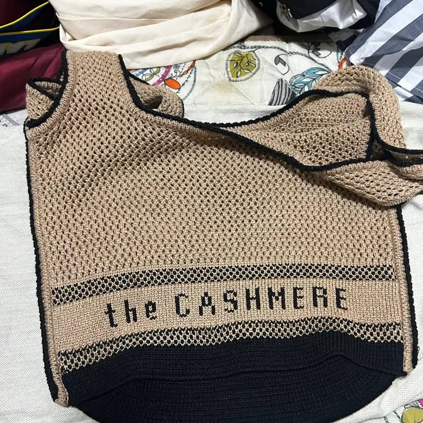 [BUNJANG] The Cashmere Cotton Knit Bag Beige / 한섬 더캐시미어 면 니트백 베이지