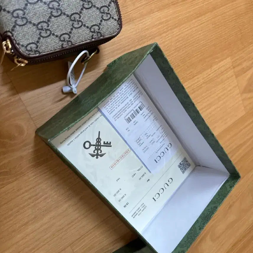[BUNJANG] Gucci GG Pattern Pouch/Wallet / 구찌 GG 패턴 파우치/지갑 + 구매 영수증
