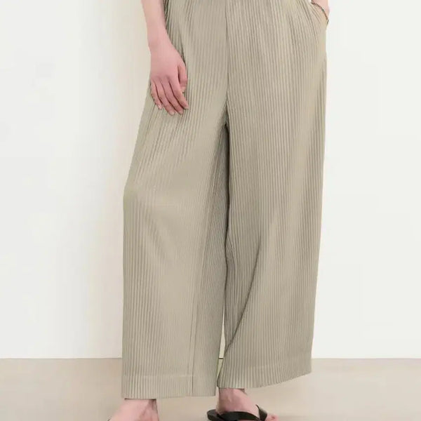 [BUNJANG] TNGT Yo-Yo-Gi Pleated Wide Fit Summer Pants 30 Beige / 새상품 TNGT 요요기 플리츠 와이드핏 섬머팬츠30 베이지