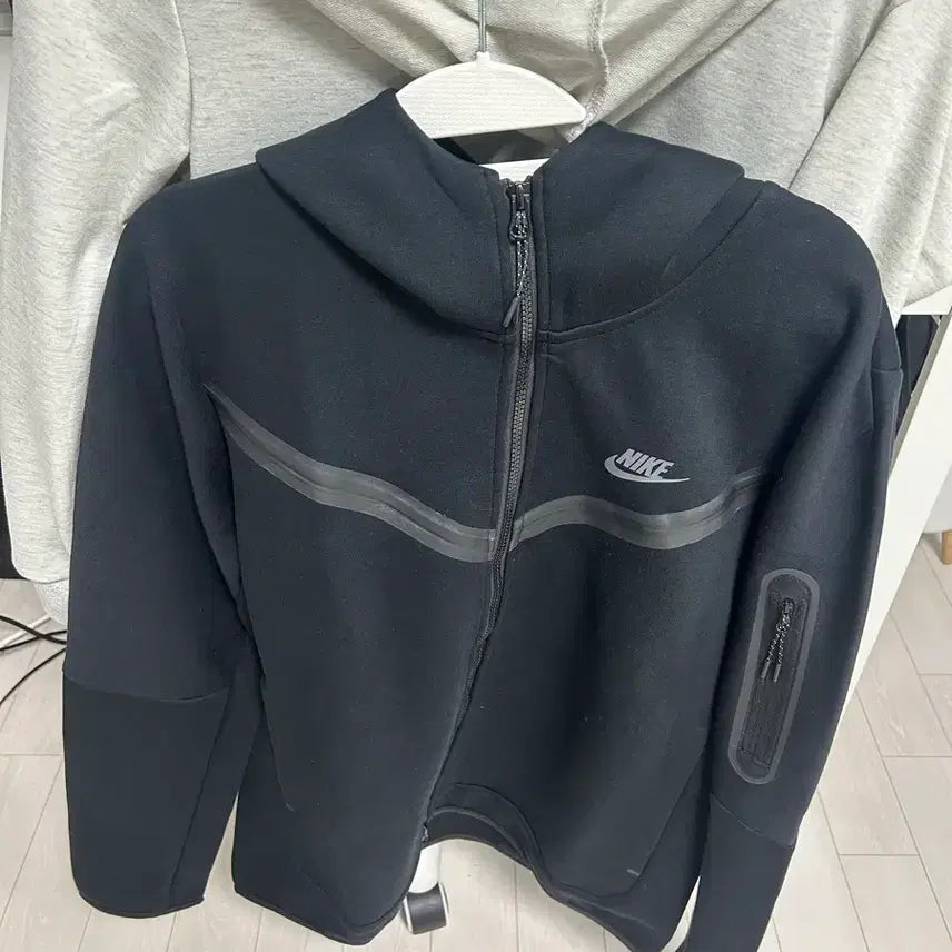 [BUNJANG] Nike Tech Fleece Tracksuit Pants / 나이키 테크팩 검정 블랙 판매