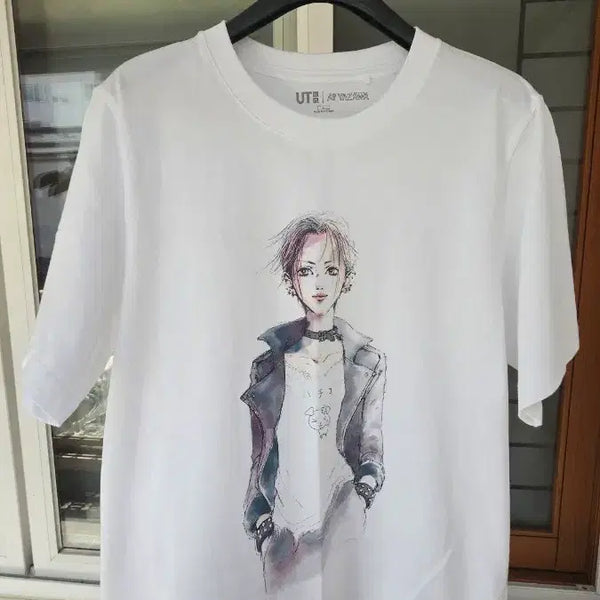 [BUNJANG] Uniqlo Nana Collaboration Short Sleeve T-Shirt White L / 유니클로 나나 콜라보 반팔티 화이트 T