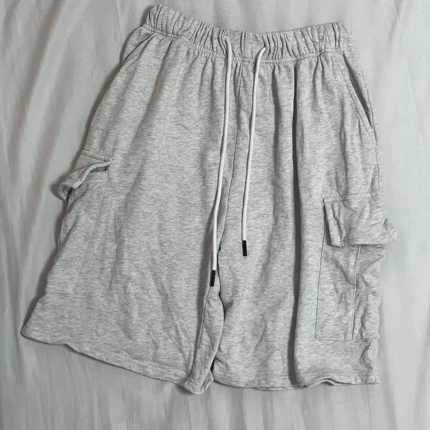 [BUNJANG] Bermuda Training Pants White / 버뮤다 트레이닝 팬츠 흰색