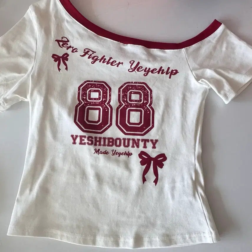 [BUNJANG] Y2K Retro One-Shoulder Sleeve T-Shirt / y2k 빈티지 레트로 원숄더 슬리브 티셔츠