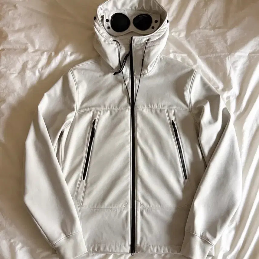 [BUNJANG] CP Company Shell-R Goggle Jacket White / CP컴퍼니 쉘-R 고글 자켓 화이트 (필름부착중)