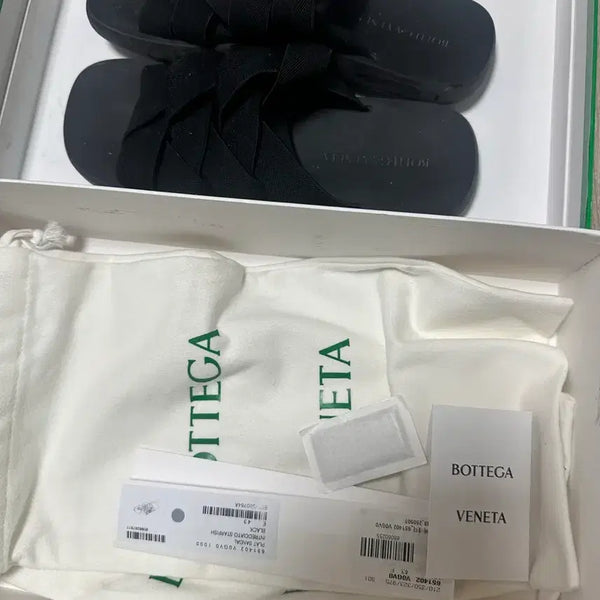 [BUNJANG] Bottega Veneta Black Flat Mule Shoes (Size 43) / 보테가베네타 플랫 뮬 블랙 43사이드 판매합니다!