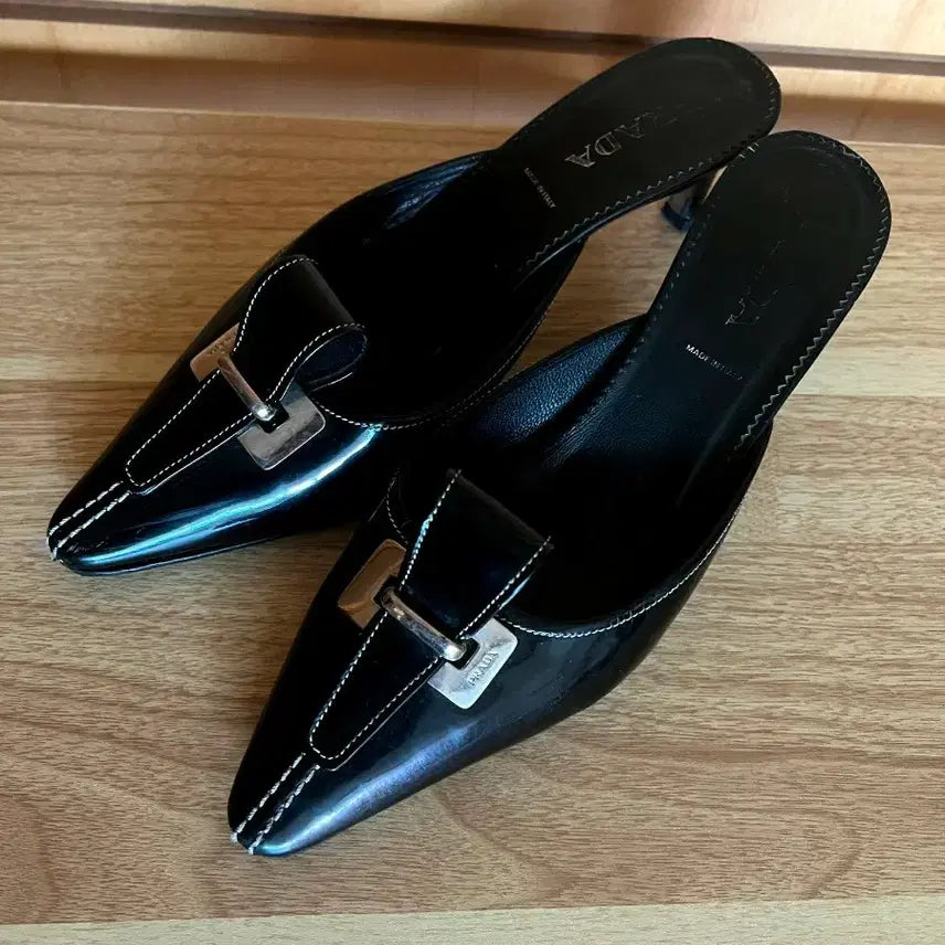 [BUNJANG] Prada Black Enamel Leather Heeled Mules 37 / 프라다 정품 뮬  37사이즈
