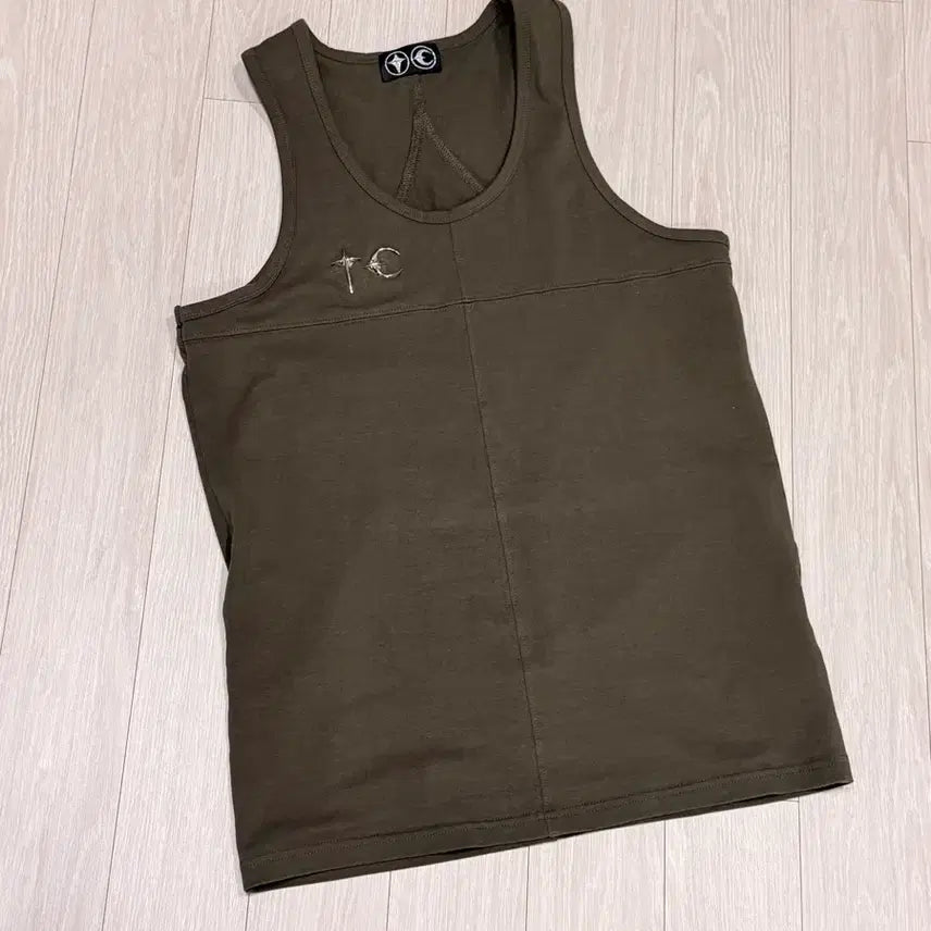 [BUNJANG] THUG CLUB Tank Top Khaki / 떠그클럽 탱크탑 나시 카키