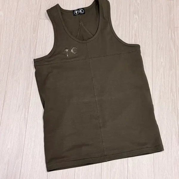 [BUNJANG] THUG CLUB Tank Top Khaki / 떠그클럽 탱크탑 나시 카키