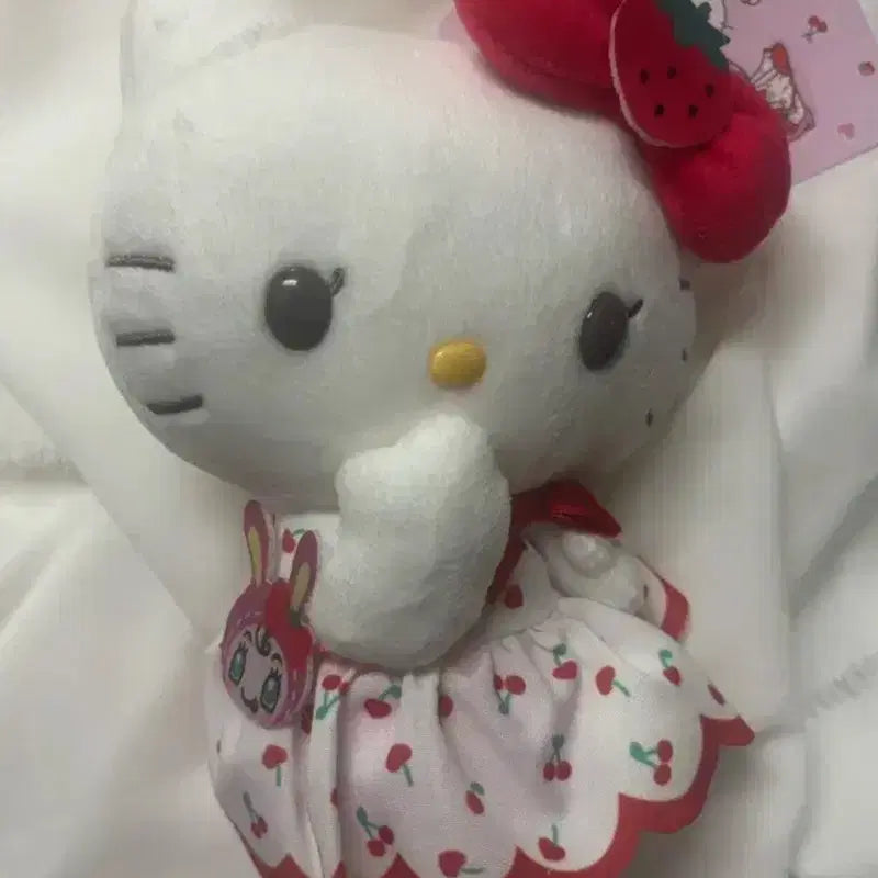 [BUNJANG] Sanrio Hello Kitty x Mezzo Piano Collaboration Mascot Plush Keychain / (선착할인 일본정품)산리오 헬로키티 메조피아노 콜라보 마스코트 인형키링