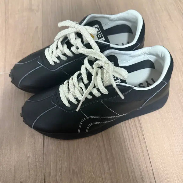 [BUNJANG] IYSO Sneakers Size 260 / IYSO 신발 260