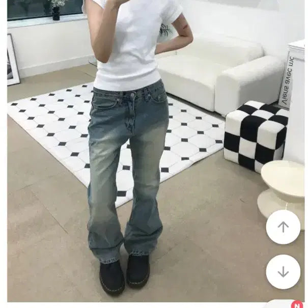 [BUNJANG] Vintage Wash Semi Bootcut Denim Jeans / 에이블리 청바지 빈티지 워싱 세미 부츠 데님 연청 빈티지