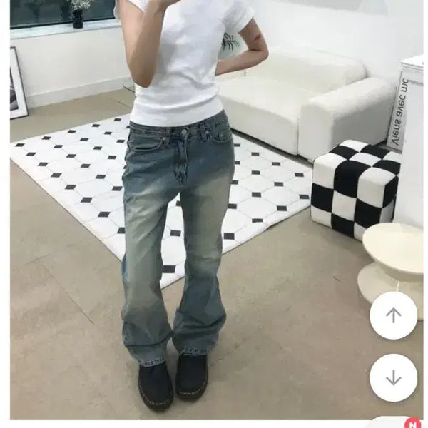 [BUNJANG] Vintage Wash Semi Bootcut Denim Jeans / 에이블리 청바지 빈티지 워싱 세미 부츠 데님 연청 빈티지