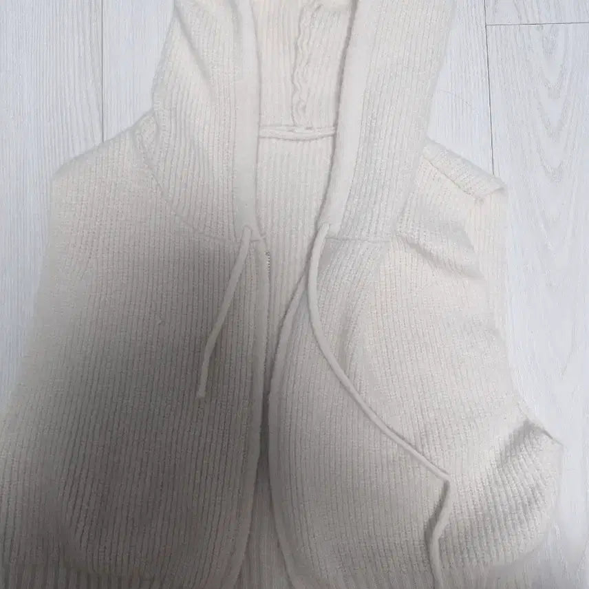 [BUNJANG] Ivory Knit Hooded Zip-Up / 니트 후드 집업 아이보리