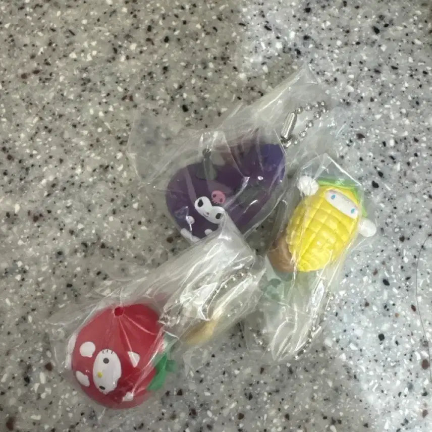 [BUNJANG] Sanrio Vegetable Charm Bundle Set / 산리오 야채키링 일괄
