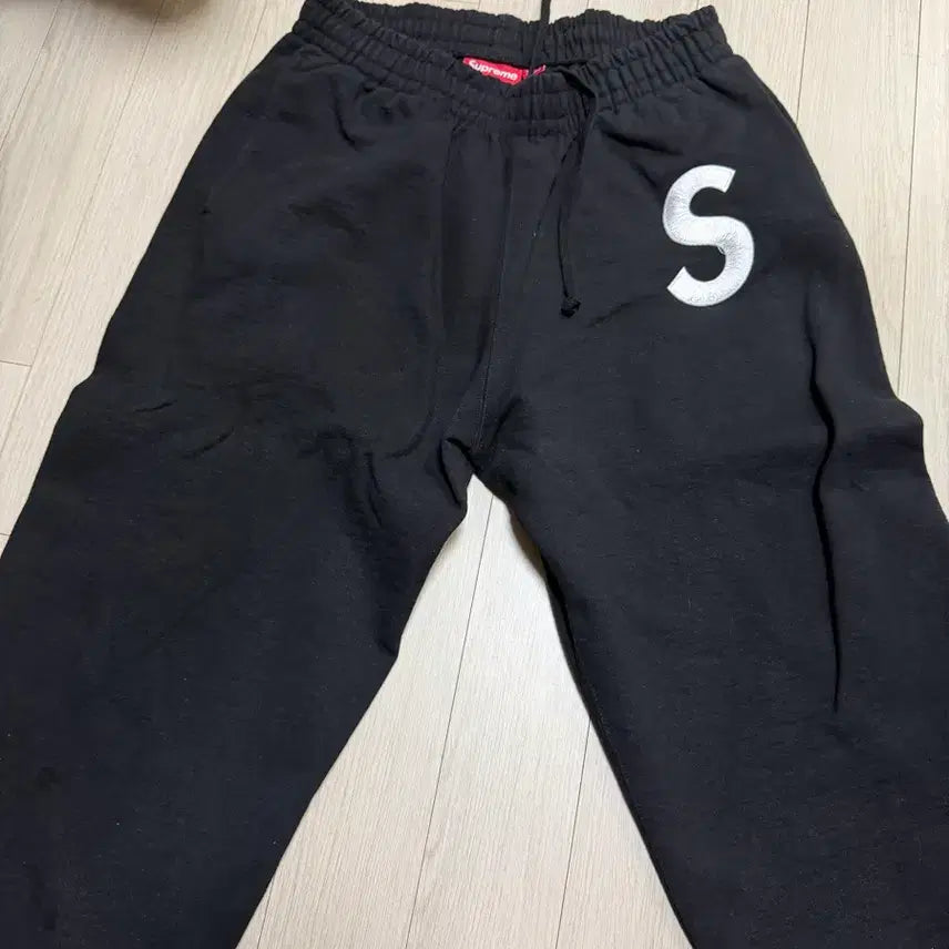 [BUNJANG] Supreme S Logo Track Pants Black / 슈프림 S 로고 트레이닝 팬츠 블랙