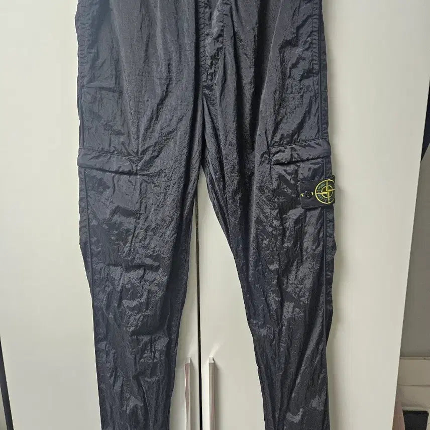 [BUNJANG] Stone Island Nylon Metal Cargo Jogger Pants Black Size 30 / 스톤아일랜드 나일론메탈 카고조거 팬츠 블랙컬러  30사이즈 국내 매장판 판매합니다.