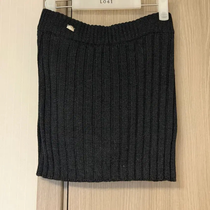 [BUNJANG] Tanat Knit Skirt Size S / 타낫 니트 스커트 s 사이즈 새상품