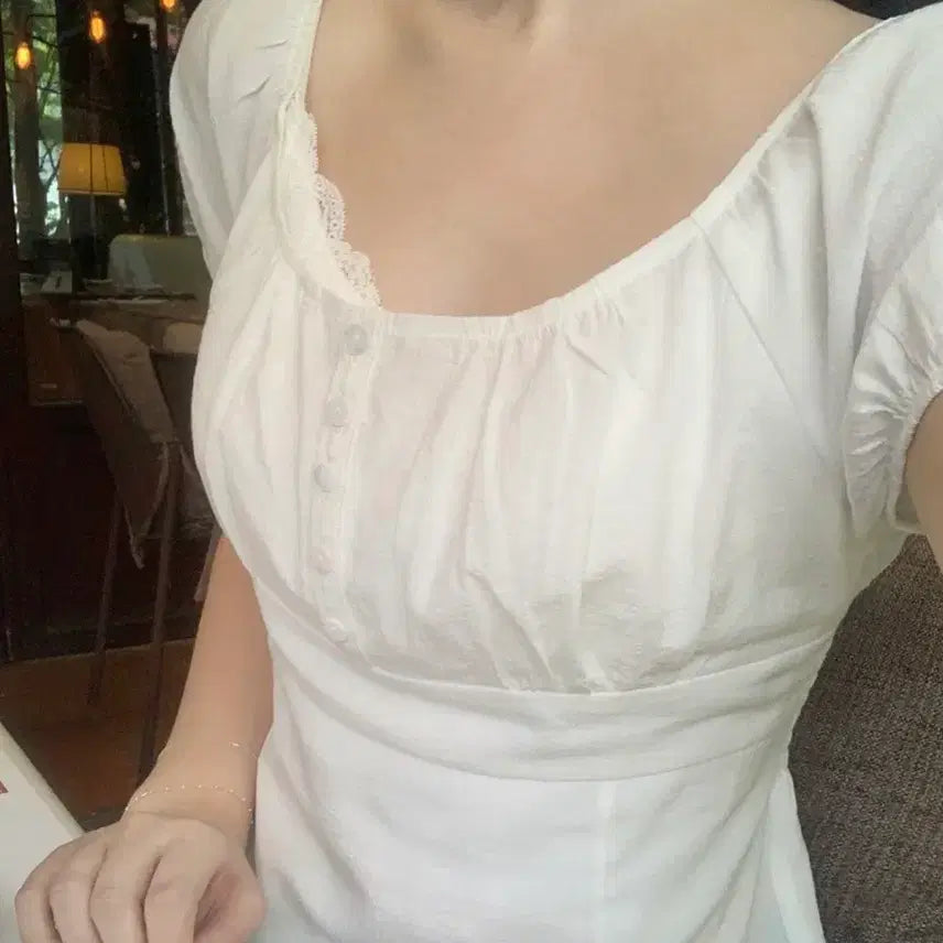 [BUNJANG] JENNIO Dove Button Blouse White S / 제니오 도브 버튼 블라우스 S 화이트 색상