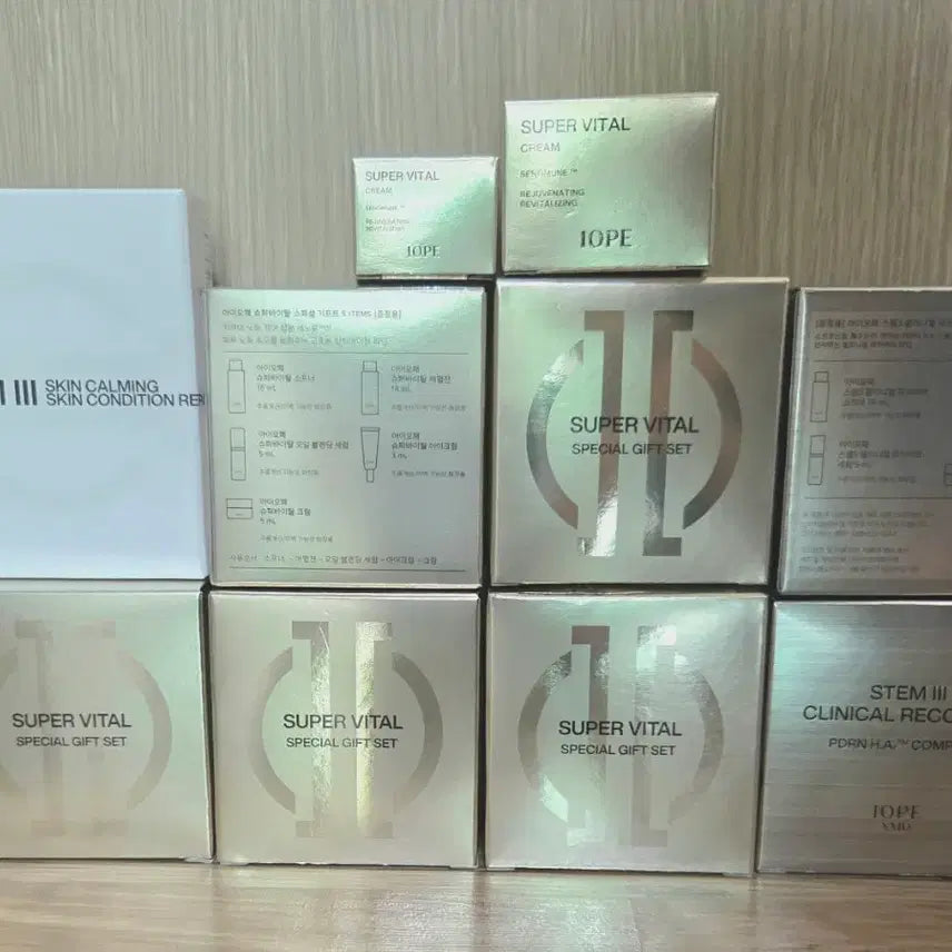 [BUNJANG] IOPE Stem3 4-Piece Kit & Super Vital 5-Piece Kit Bundle / 아이오페 스템3 4종키트, 슈퍼바이탈 5종키트 일괄판매