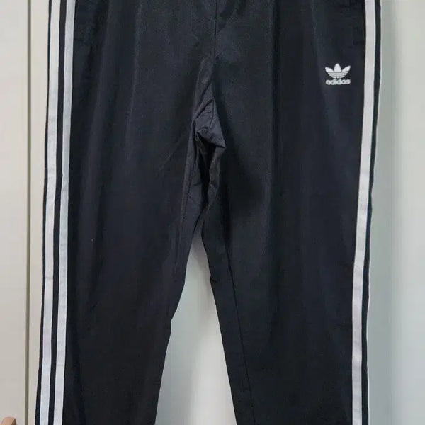 [BUNJANG] Adidas 3-Stripes Track Pants Black / 아디다스 삼선 트레이닝 팬츠 블랙