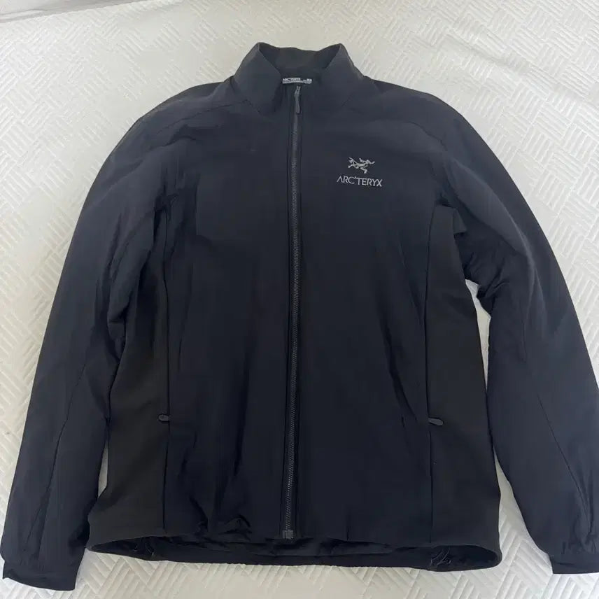 [BUNJANG] Arc'teryx Atom LT Jacket Black M / 아크테릭스 아톰 LT 블랙 자켓 M