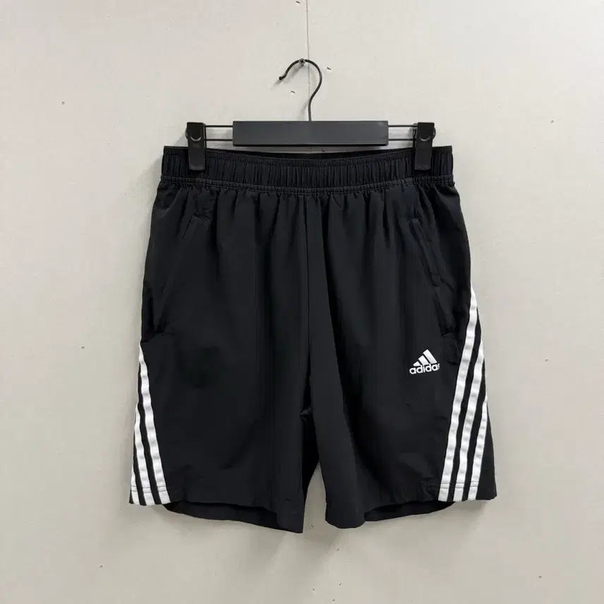 [BUNJANG] Adidas Woven Shorts Black / 160 / 아디다스 우븐 반바지 블랙