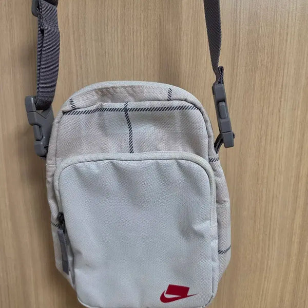 [BUNJANG] Nike Crossbody Bag / 나이키 크로스백, 가방