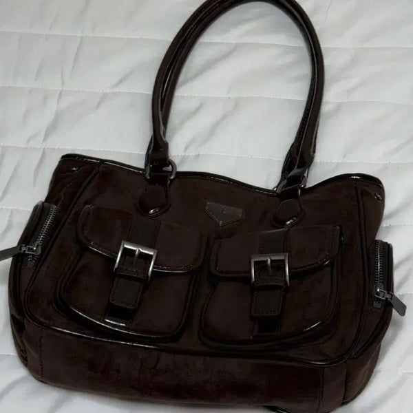 [BUNJANG] Leatherry Multi Pocket Suede Shoulder Bag [BROWN] / 레더리 가방 멀티 포켓 스웨이드 숄더백 [BROWN]
