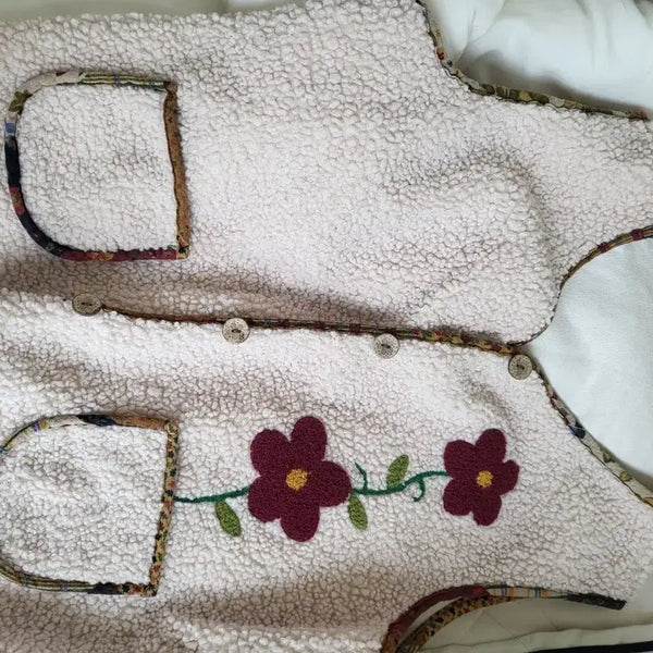 [BUNJANG] Grandmother Vest & Floral Pants Set / 할머니 조끼 / 꽃무늬 바지