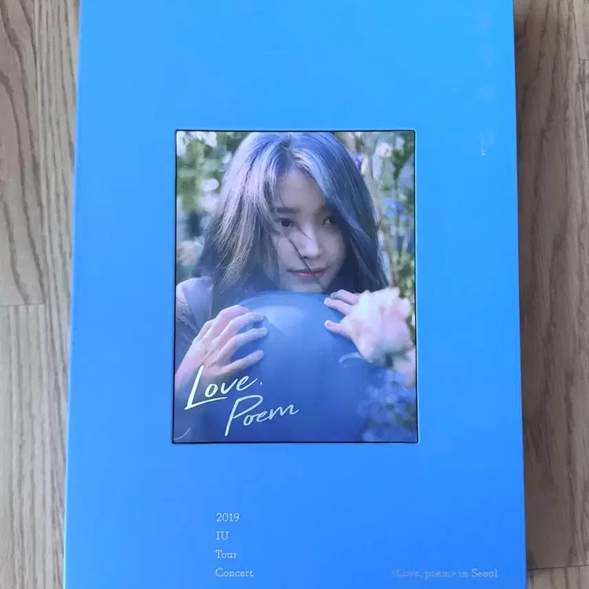 [BUNJANG] IU Love Poem Concert Blu-ray / 아이유 러브포엠 블루레이