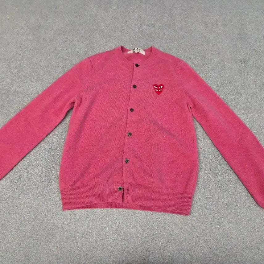 [BUNJANG] Comme des Garçons Pink Heart Cardigan / 꼼데가르송 가디건 핑크 하트