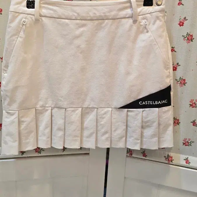 [BUNJANG] Castelbajac Pleated Golf Skirt - Size 64 / 까스텔바작 골프치마  64