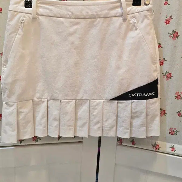 [BUNJANG] Castelbajac Pleated Golf Skirt - Size 64 / 까스텔바작 골프치마  64
