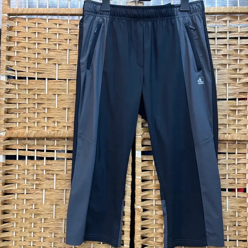 [BUNJANG] The Red Face 7-Part Sleeve Pants / 더 레드 페이스 7부 바지
