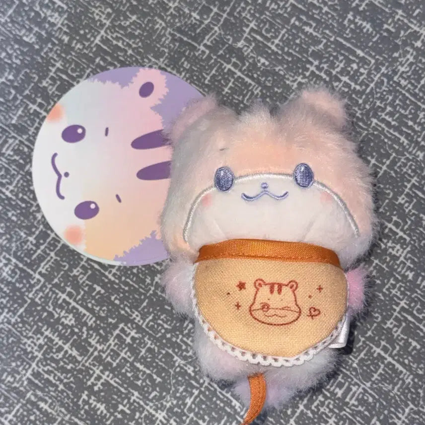 [BUNJANG] ATEEZ Aniteez in Color Pop-up Goods Color Mix Doll Keychain Hongjoong (Jjoongrami) / 에이티즈 ATEEZ 애니티즈 인 컬러 팝업 굿즈 컬러믹스 인형 키링 홍중 쭝라미