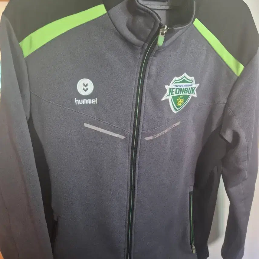[BUNJANG] Jeonbuk Hyundai Hummel Track Top / 전북현대 트랙탑