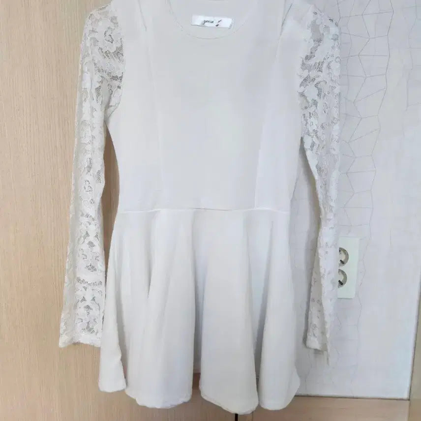 [BUNJANG] White See-Through Sleeve Dress / 화이트 시스루 소매 원피스