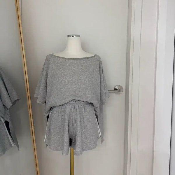[BUNJANG] Women's Training Set - Gray with White Side Stripe / 트레이닝 세트 새상품