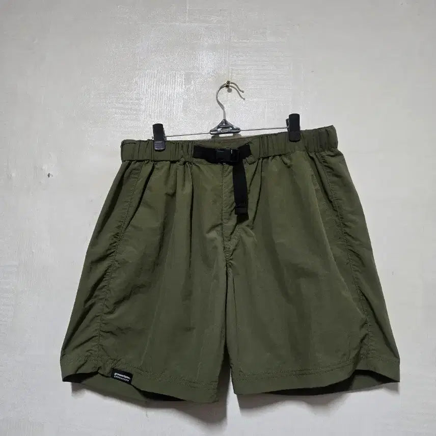 [BUNJANG] Groove Rhyme Nylon Cargo Shorts / 그루브라임 나일론 반바지 L