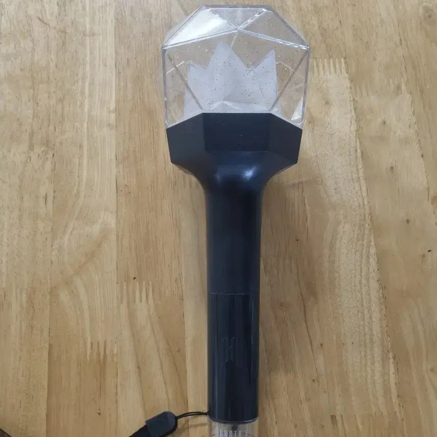 [BUNJANG] Monsta X Official Lightstick 'Montongyi' / 몬스타엑스 응원봉 몬둥이 판매합니다.