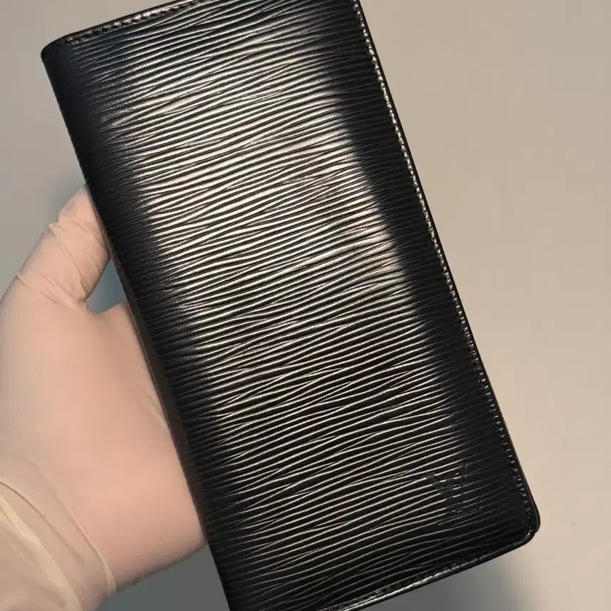 [BUNJANG] Louis Vuitton Epi Leather Long Wallet Black / [정품/OS] 루이비통 에피 가죽 장지갑 블랙