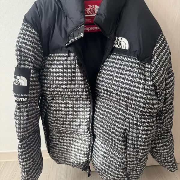 [BUNJANG] Supreme x The North Face Studded Nuptse Jacket Black XL / 슈프림 노스페이스 스터드눕시 블랙 XL